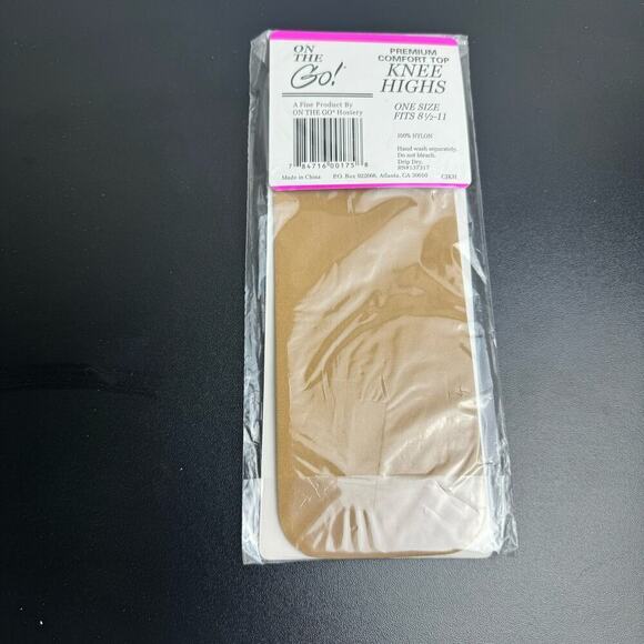 Vintage on The Go Comfort Top Knee High Hosiery Nude Fits 8 1/2 -11 New - Picture 3 of 5